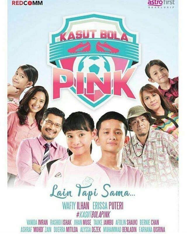 Kasut Bola Pink (2017)